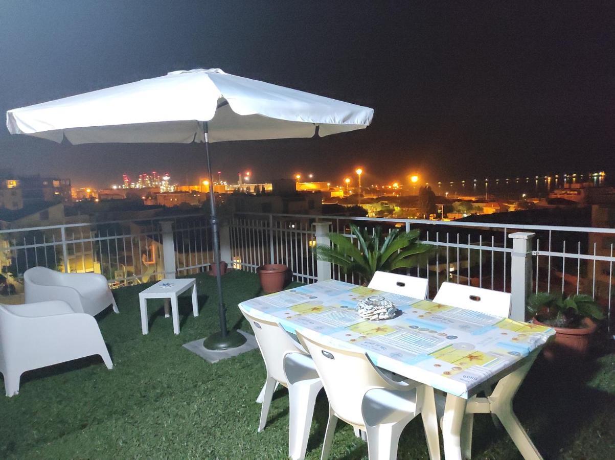 法尔科纳拉·玛里提马La Terrazza公寓 外观 照片