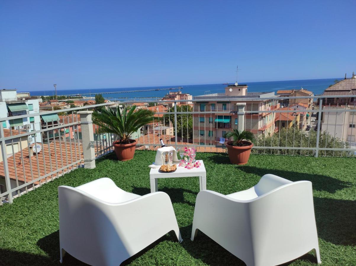 法尔科纳拉·玛里提马La Terrazza公寓 外观 照片